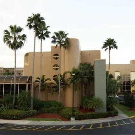 Sawgrass Grand Hotel And Suites Sports Complex-2